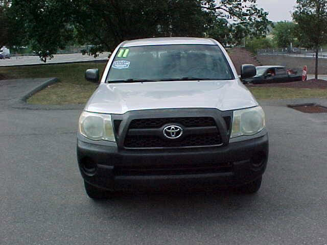 Used 2011 Toyota Tacoma 2WD Regular Cab image 4