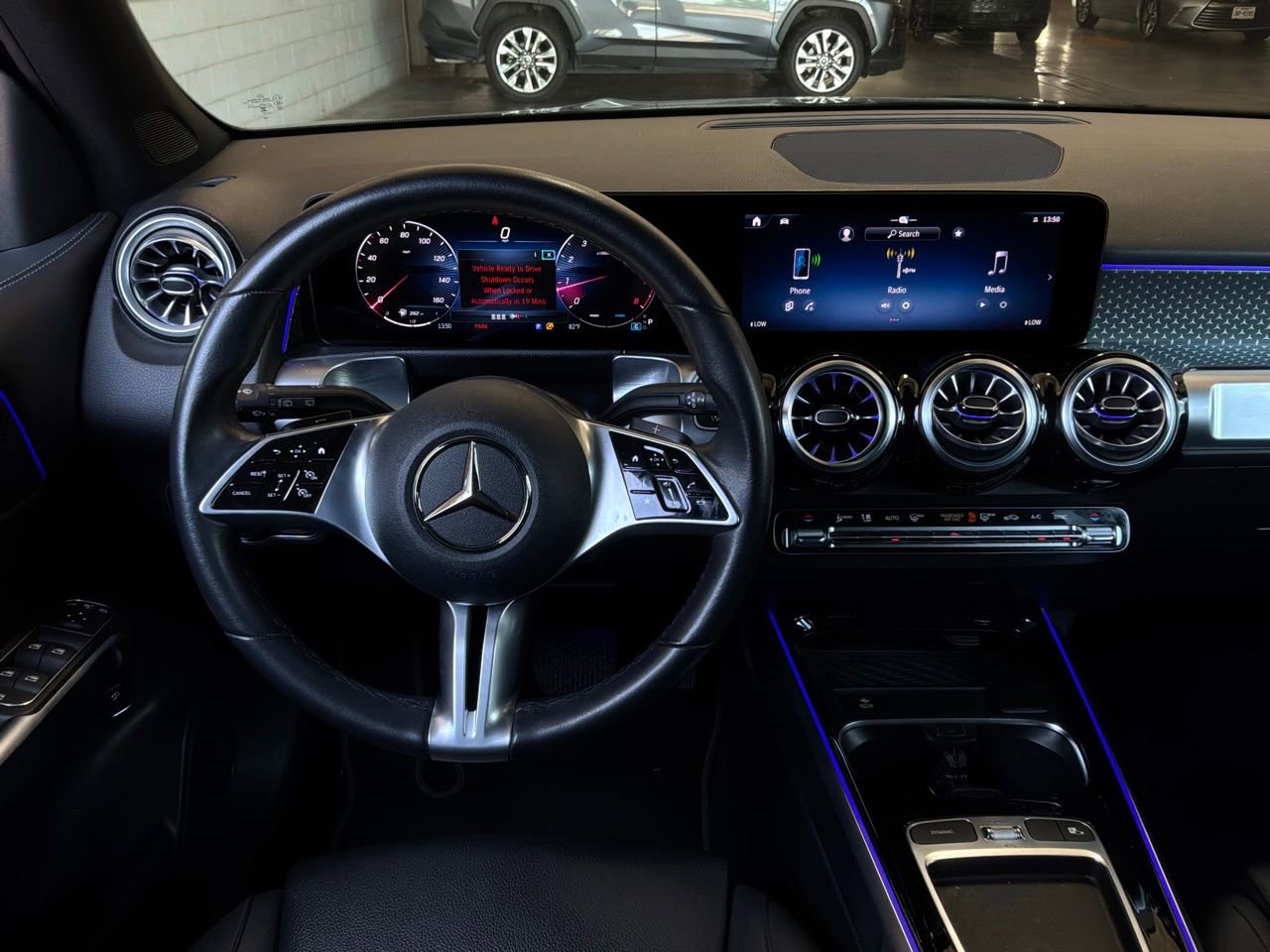 Used 2025 Mercedes-Benz GLB 250 4MATIC image 15