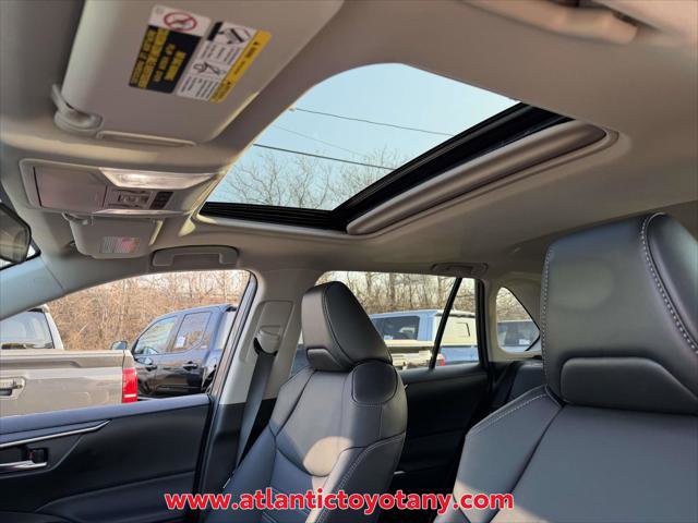 Certified 2022 Toyota RAV4 XLE Premium image 18