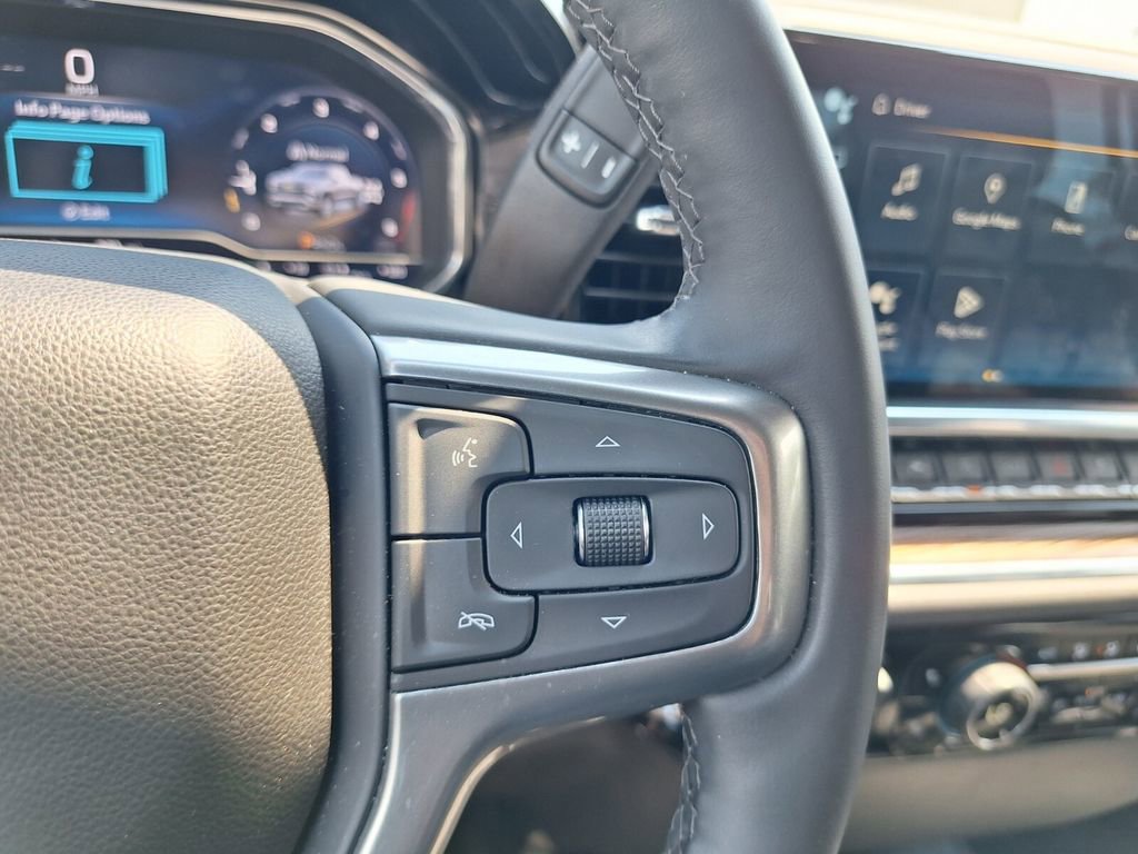 Used 2025 Chevrolet Silverado 1500 LT image 14