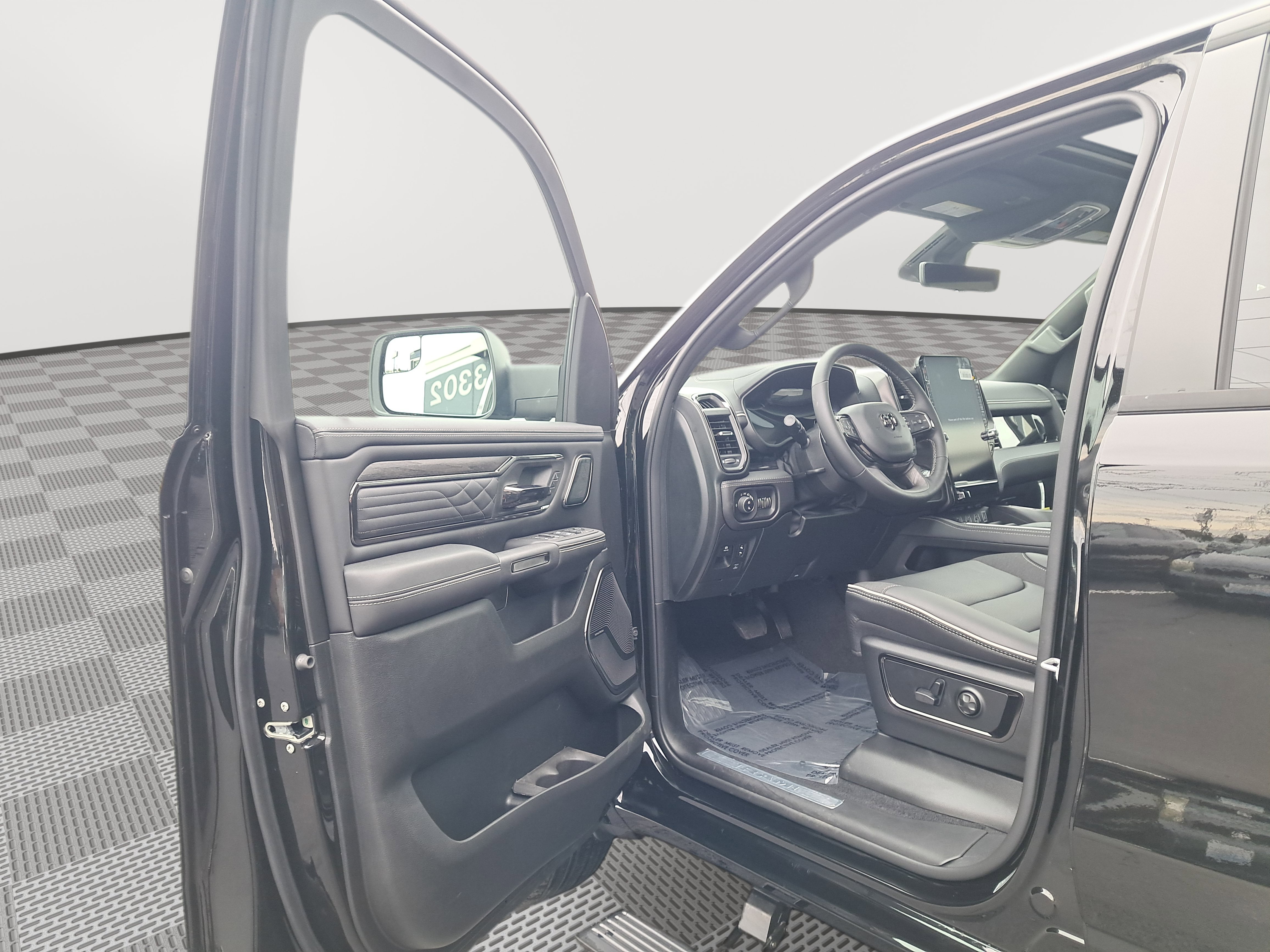 New 2026 RAM 1500 Limited image 11