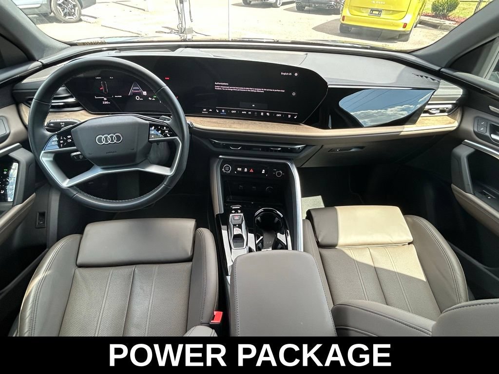 Used 2025 Audi Q5 Premium Plus w/ Premium Plus AWD/4WD image 11