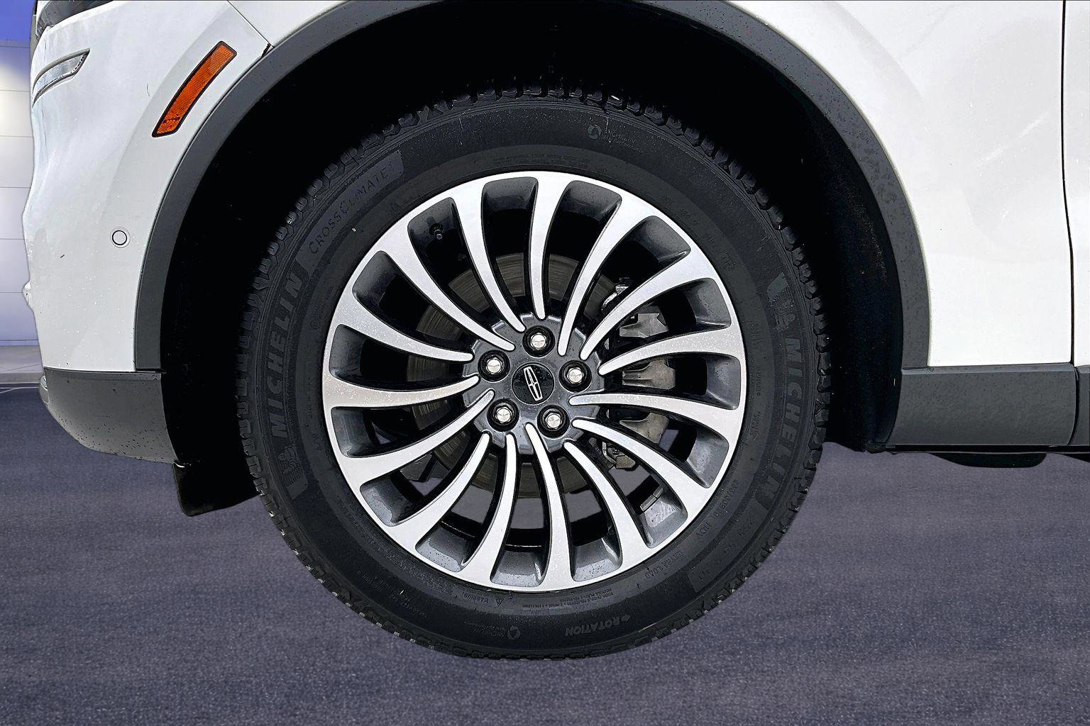 Used 2021 Lincoln Aviator Reserve w/ Equipment Group 201A image 35