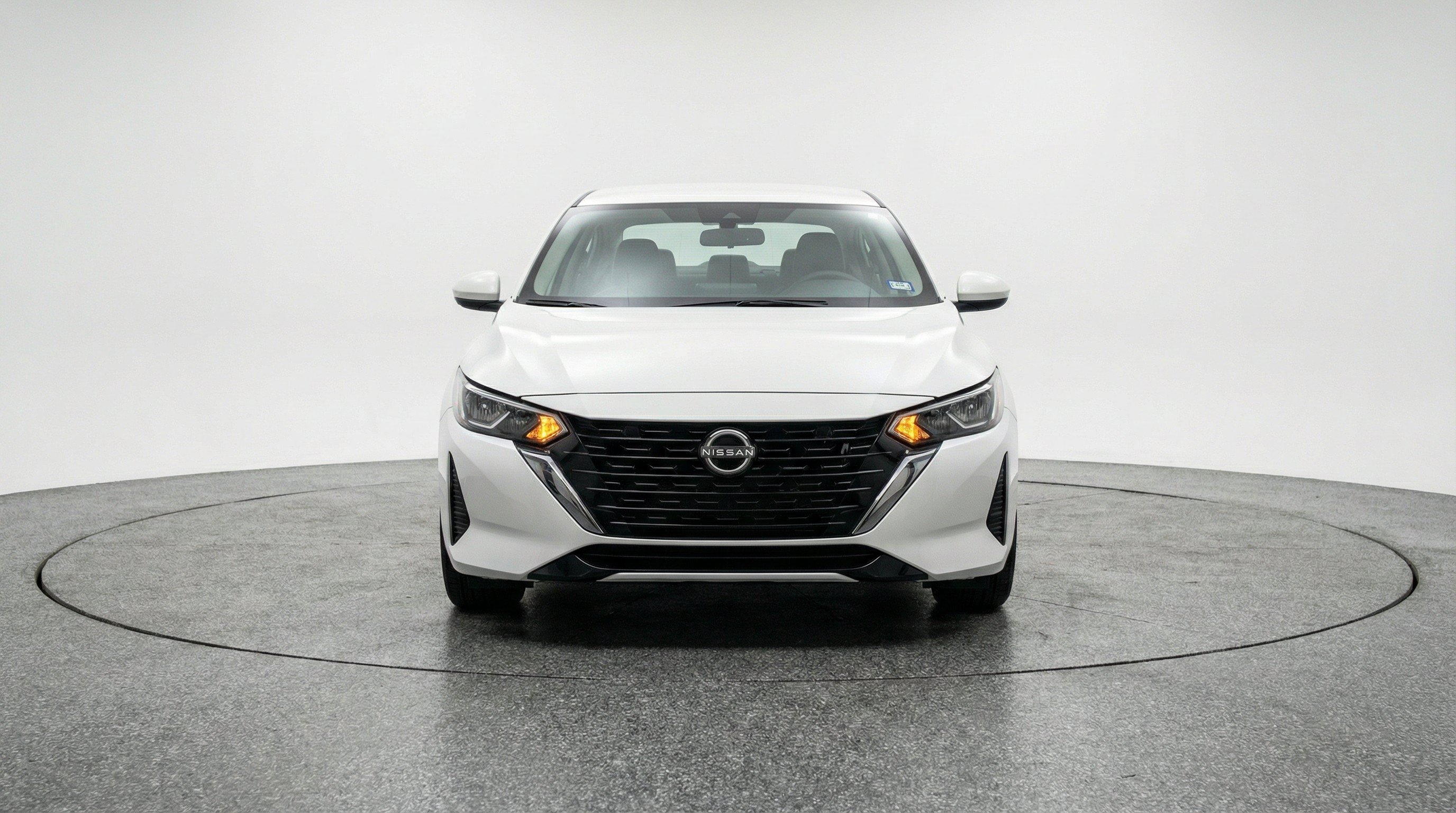 Used 2025 Nissan Sentra SV FWD image 2