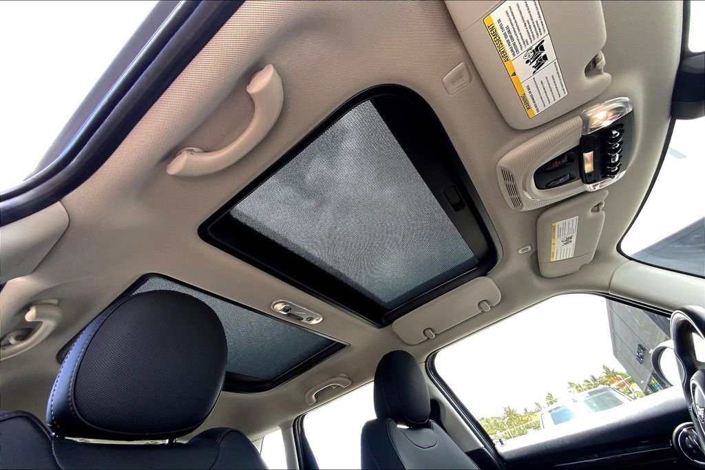 Used 2020 MINI Cooper S image 19