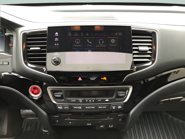 Used 2022 Honda Pilot Touring image 17