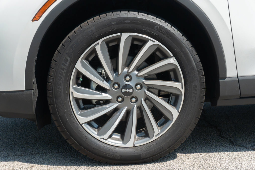 Used 2025 Lincoln Corsair Reserve FWD image 16