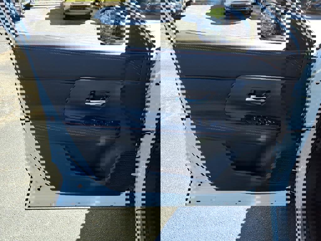 New 2026 Nissan Kicks SR w/ SR Premium Package image 7