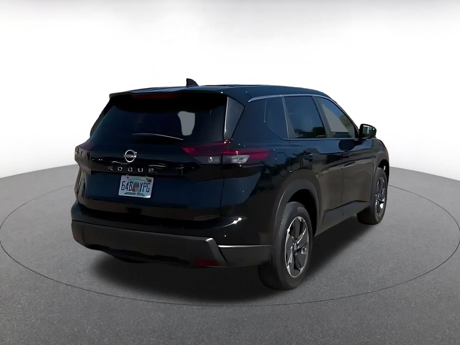 Used 2025 Nissan Rogue SV FWD image 14