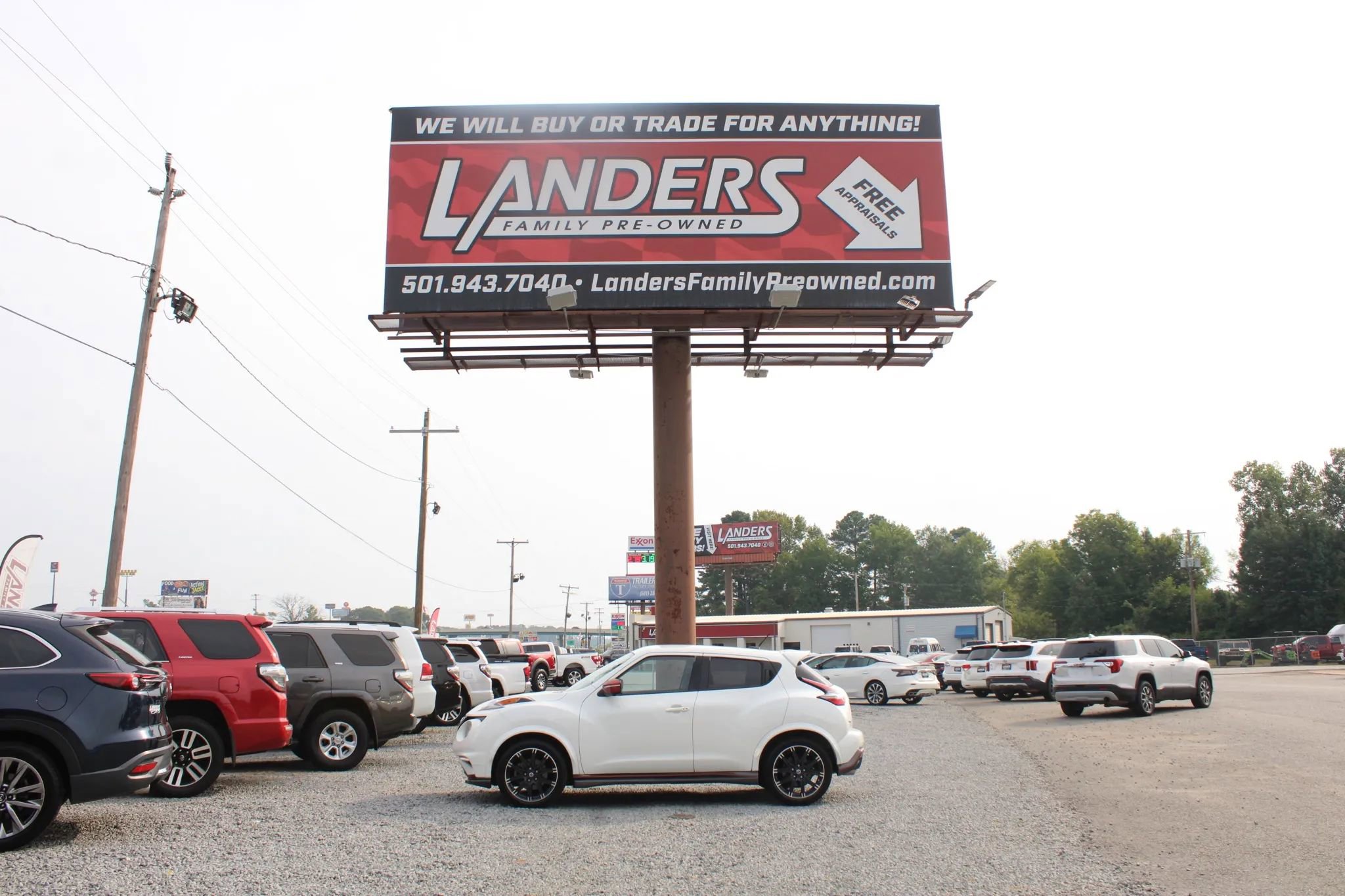 Used 2015 Nissan Juke NISMO image 3