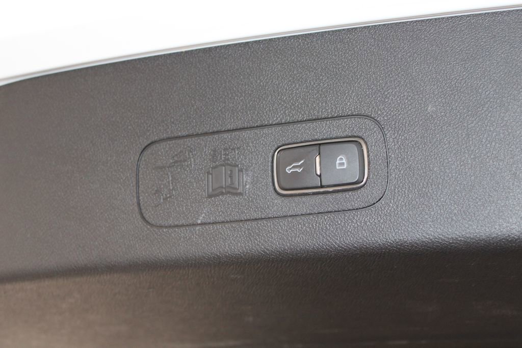 Used 2023 Lincoln Aviator Reserve w/ Jet Appearance Package AWD/4WD image 16