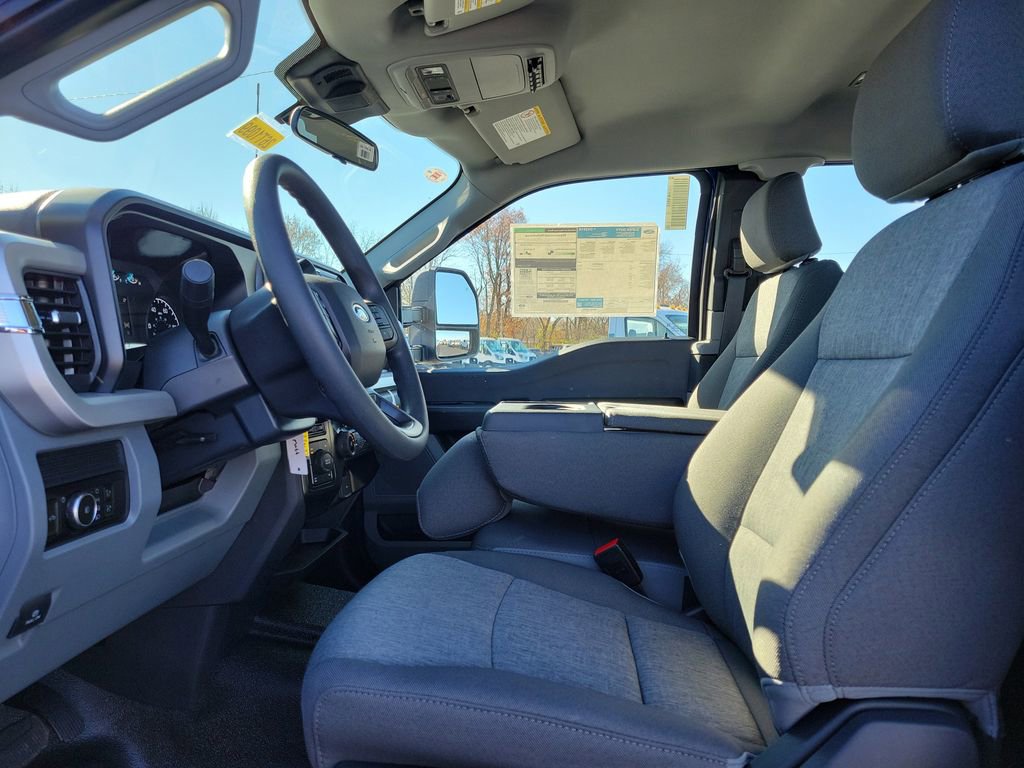New 2026 Ford F250 XL w/ XL Off-Road Package image 16