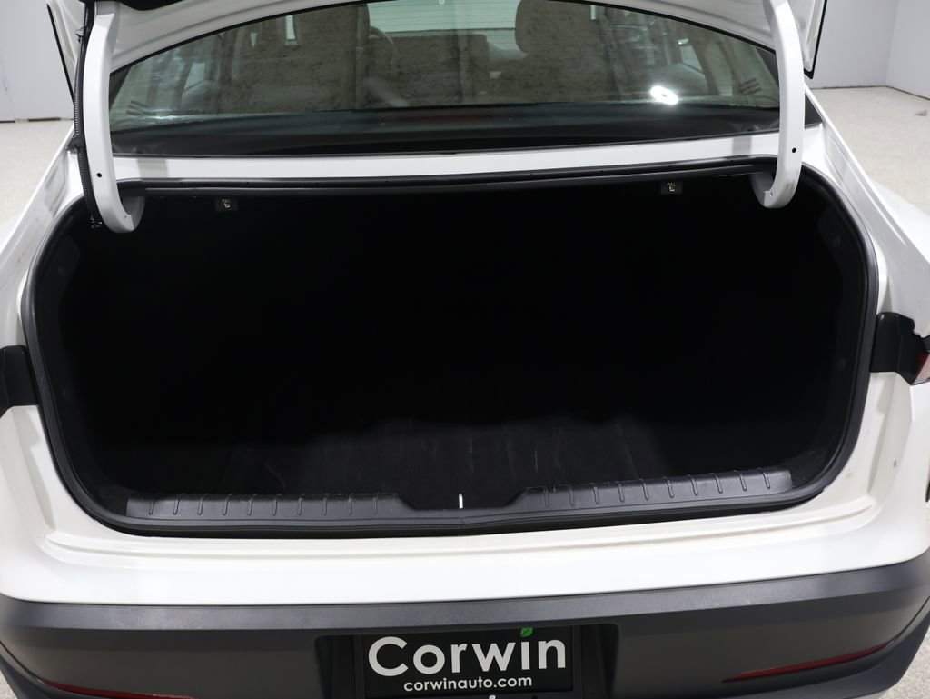 Used 2025 Kia K4 LXS image 4