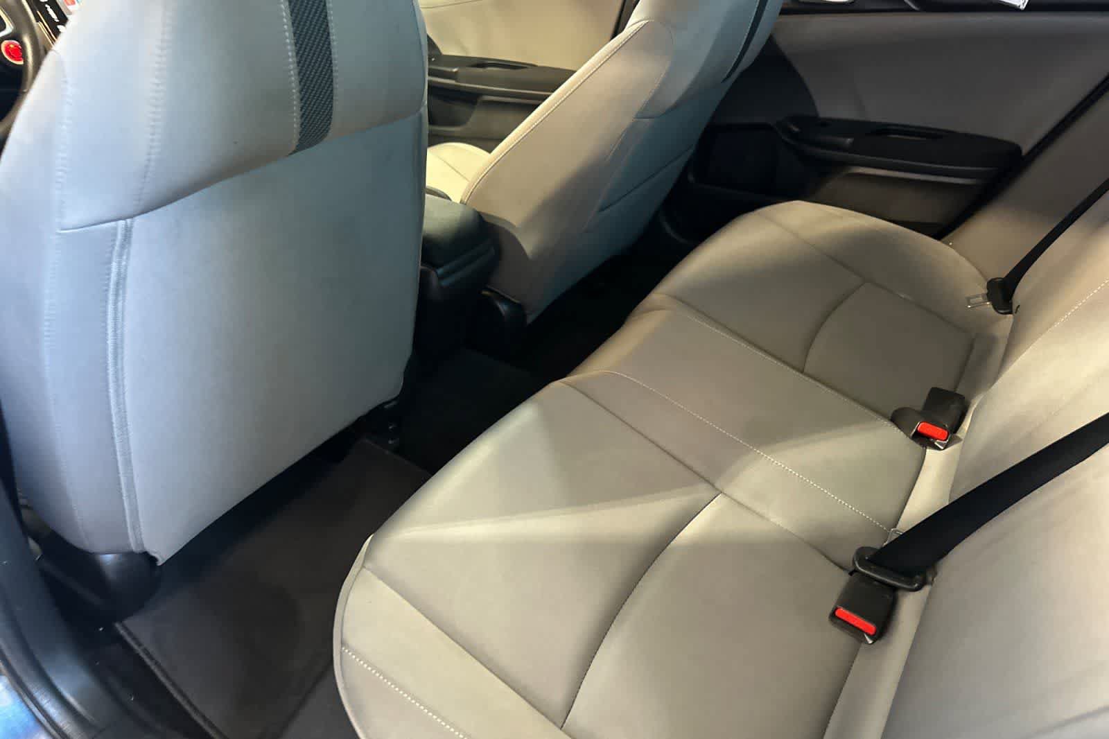 Used 2018 Honda Civic EX image 5
