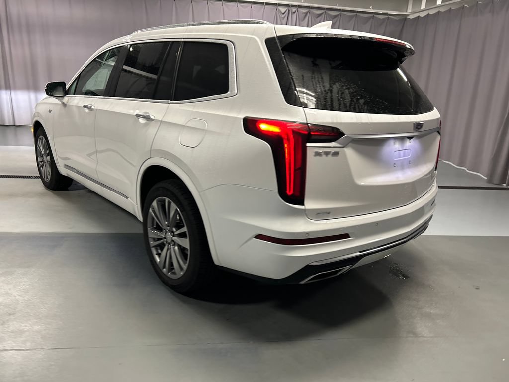Used 2024 Cadillac XT6 Premium Luxury AWD/4WD image 5
