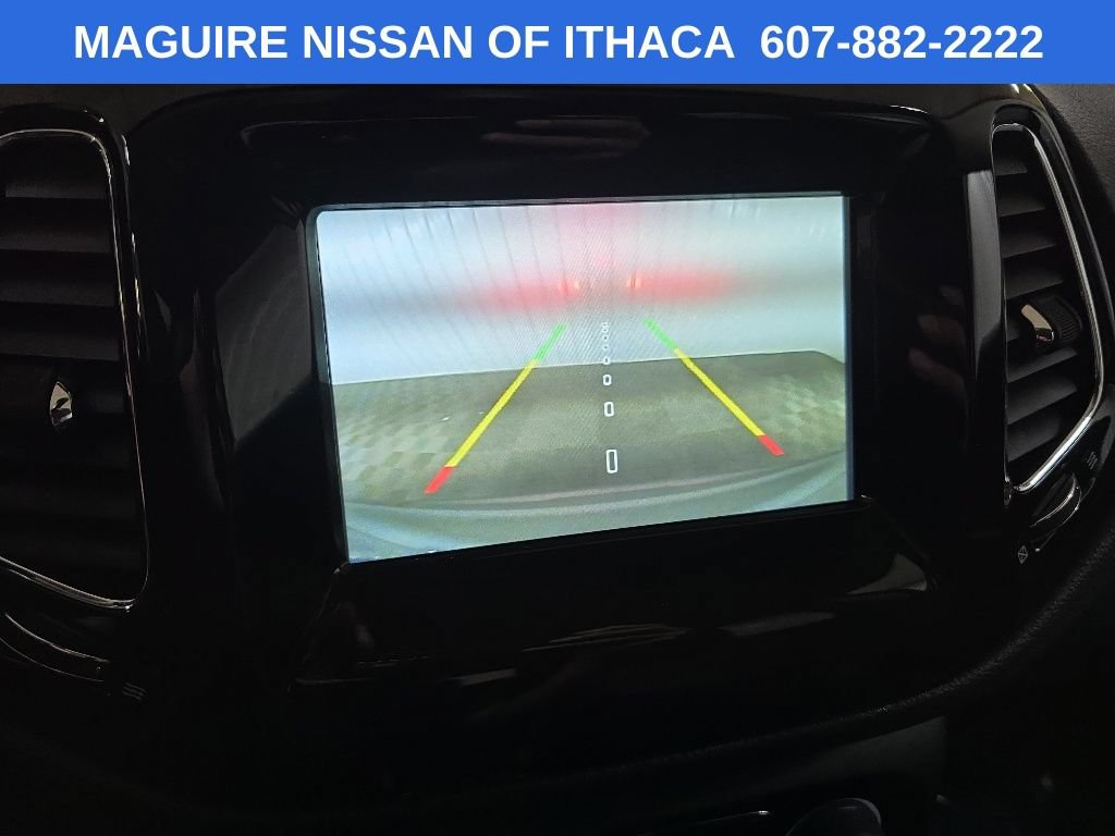 Used 2020 Jeep Compass Latitude AWD/4WD image 23