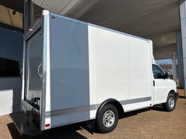 New 2025 Chevrolet Express 3500 w/ Power Convenience Package image 3