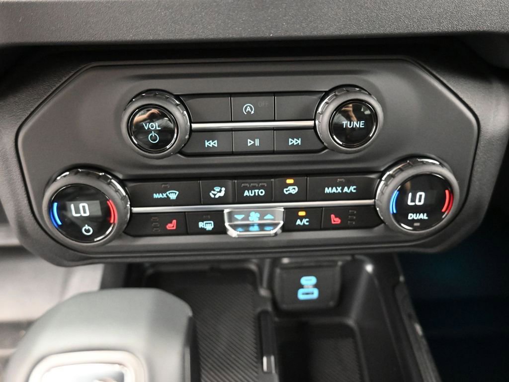 New 2025 Ford Bronco Big Bend image 9