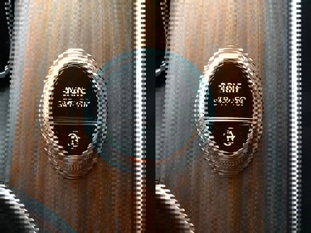 Certified 2023 Mercedes-Benz GLC 300 4MATIC image 33