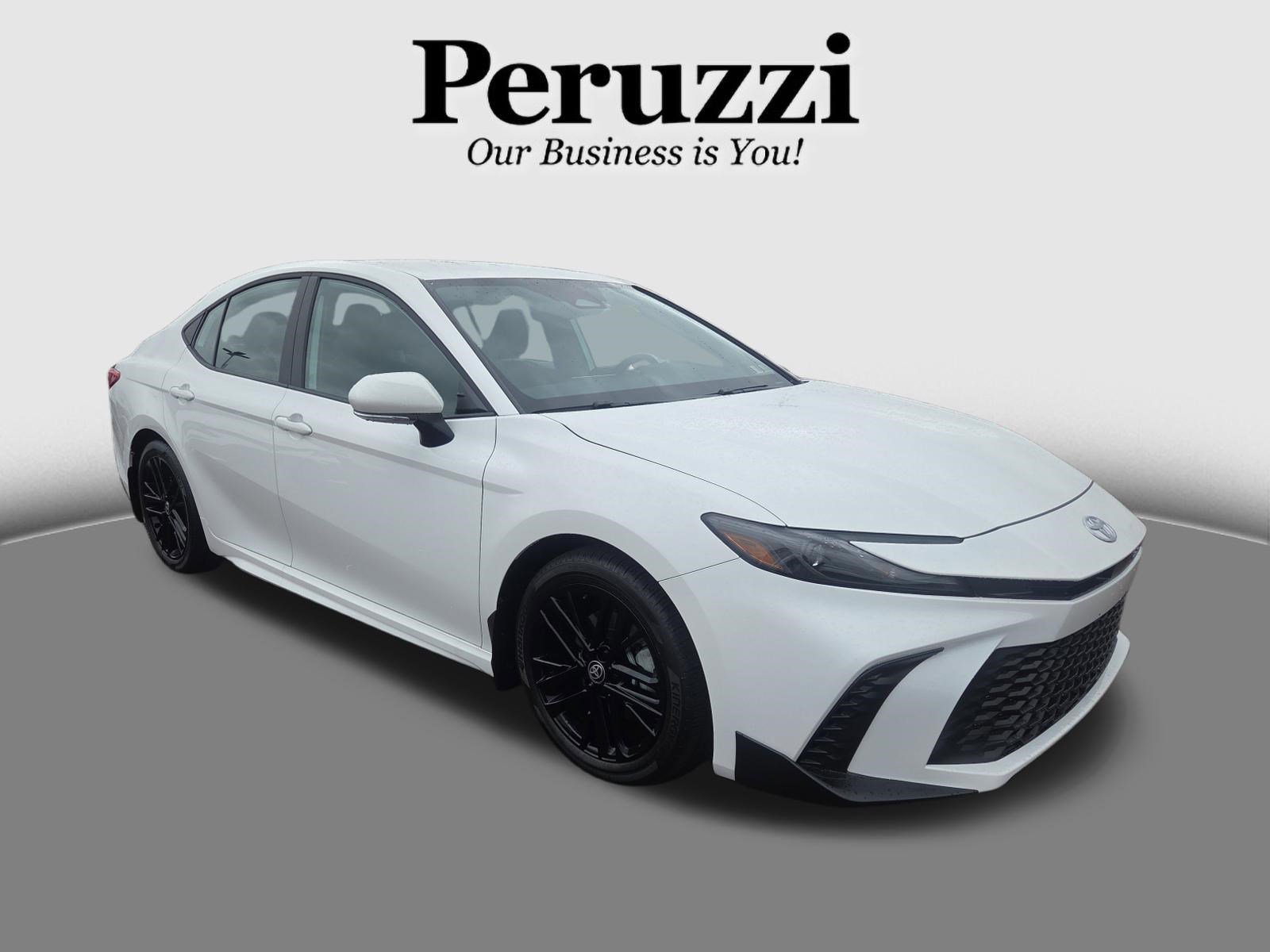 Certified 2025 Toyota Camry SE w/ Convenience Package FWD image 1