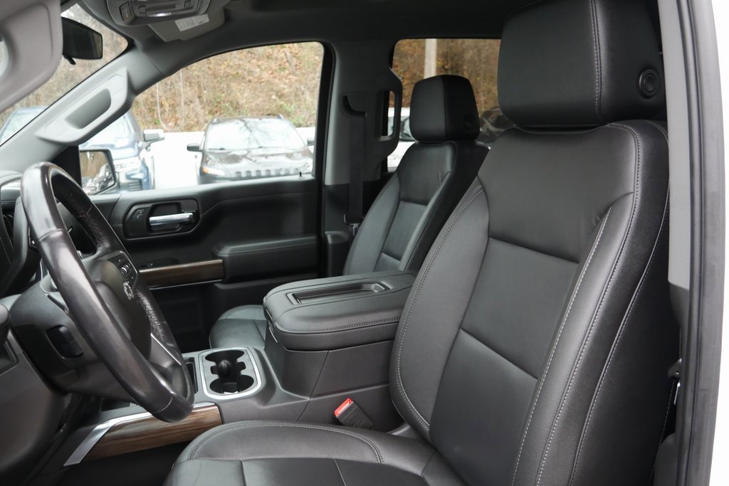 Used 2022 Chevrolet Silverado 1500 RST w/ LPO, Blackout Package image 9