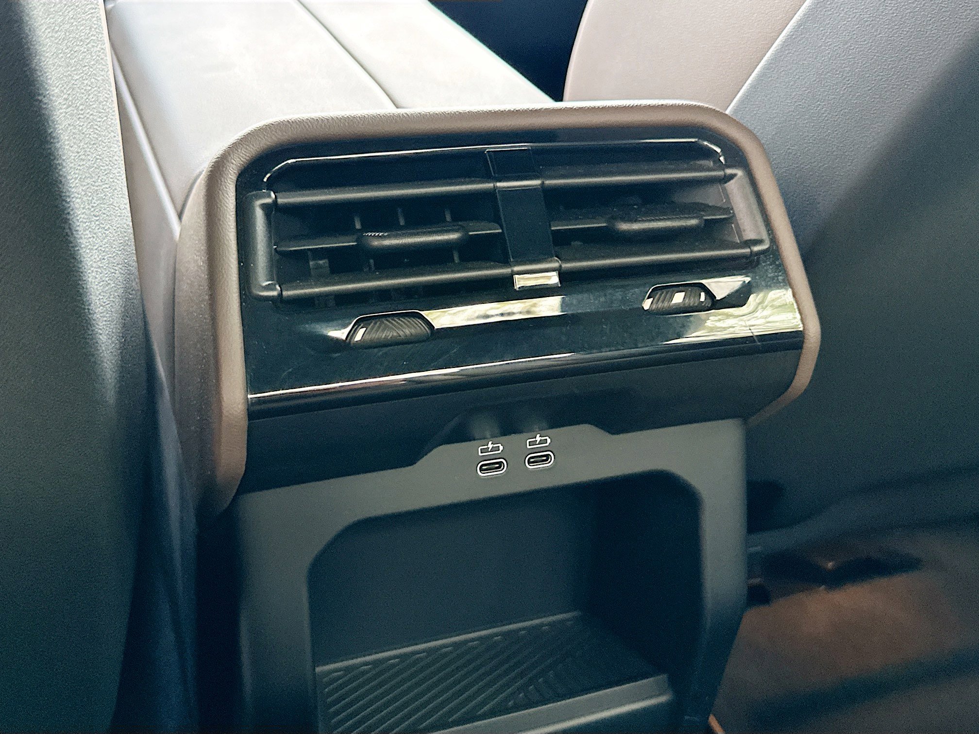 Certified 2024 BMW 530i image 27