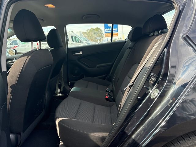 Used 2017 Kia Forte LX image 15