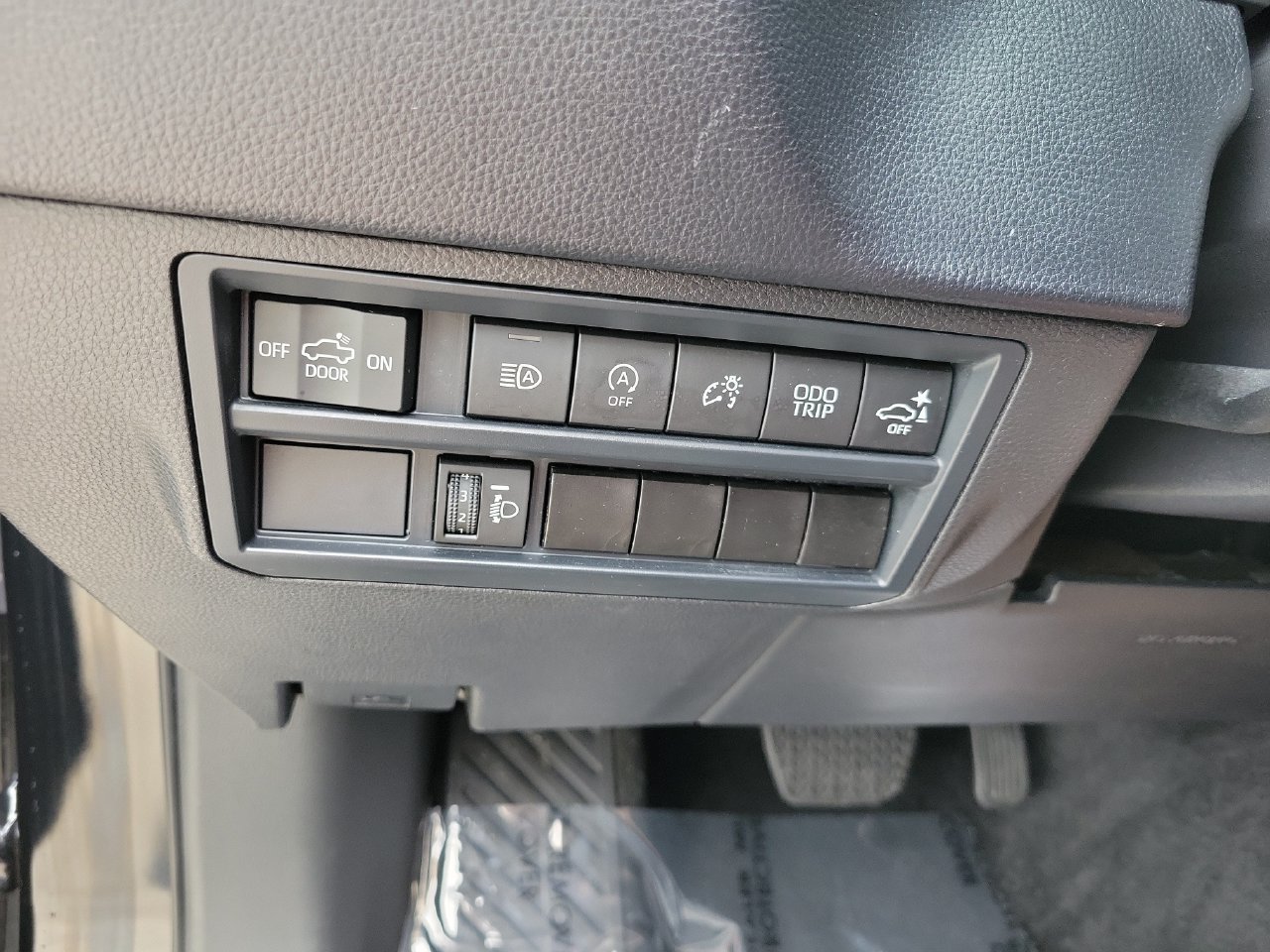 Used 2024 Toyota Tundra SR5 w/ SR5 Convenience Package AWD/4WD image 30
