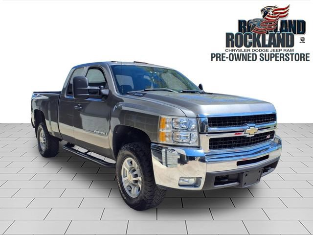 Used 2009 Chevrolet Silverado 2500 LT w/ Exterior Plus Package AWD/4WD image 1