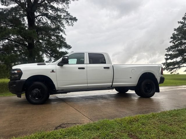 New 2026 RAM 3500 Tradesman AWD/4WD image 12
