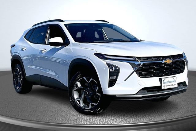 Used 2024 Chevrolet Trax LT image 3