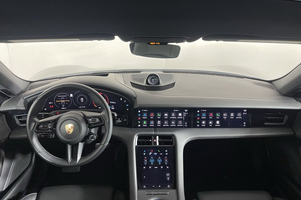 Used 2024 Porsche Taycan 4S image 18