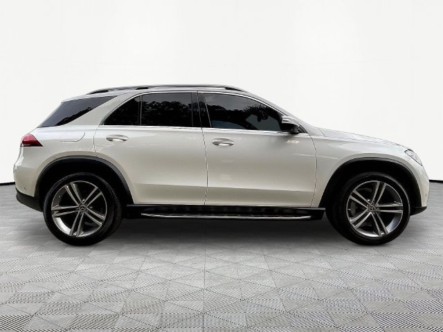 Used 2021 Mercedes-Benz GLE 350 w/ Premium Package image 4