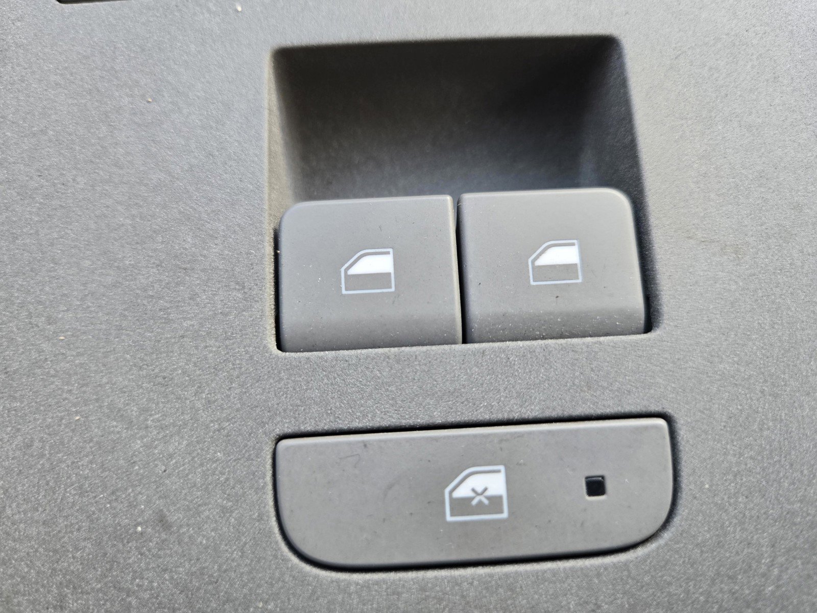 Used 2023 Hyundai Ioniq 6 SEL w/ Cargo Package image 17