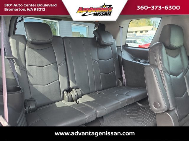 Used 2017 Cadillac Escalade Luxury AWD/4WD image 37