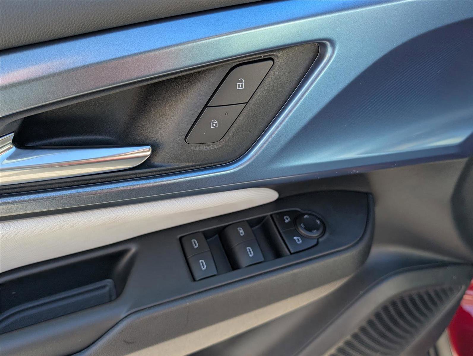 New 2026 Chevrolet Equinox EV LT w/ LPO, All-Weather Mat Package image 18