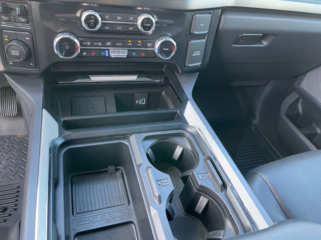 Used 2024 Ford F350 Lariat w/ FX4 Off-Road Package image 11