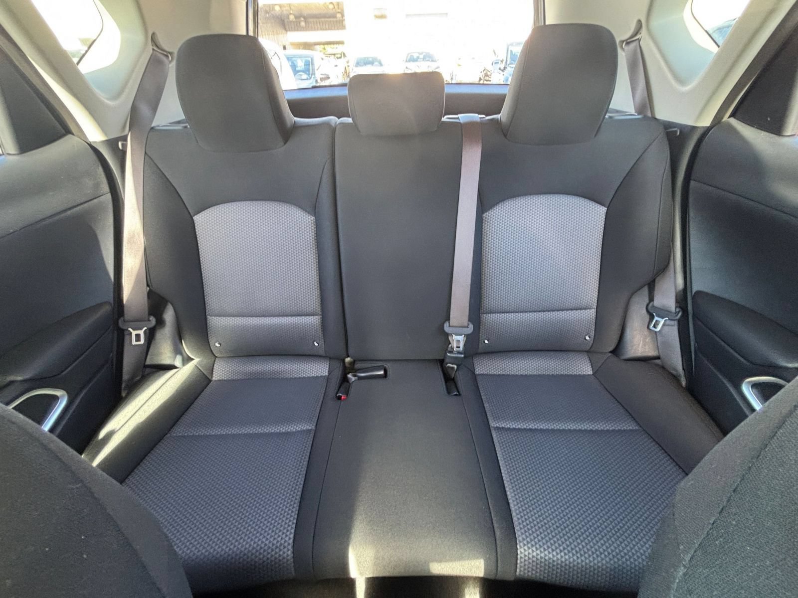 Used 2025 Kia Soul LX w/ LX Technology Package FWD image 35