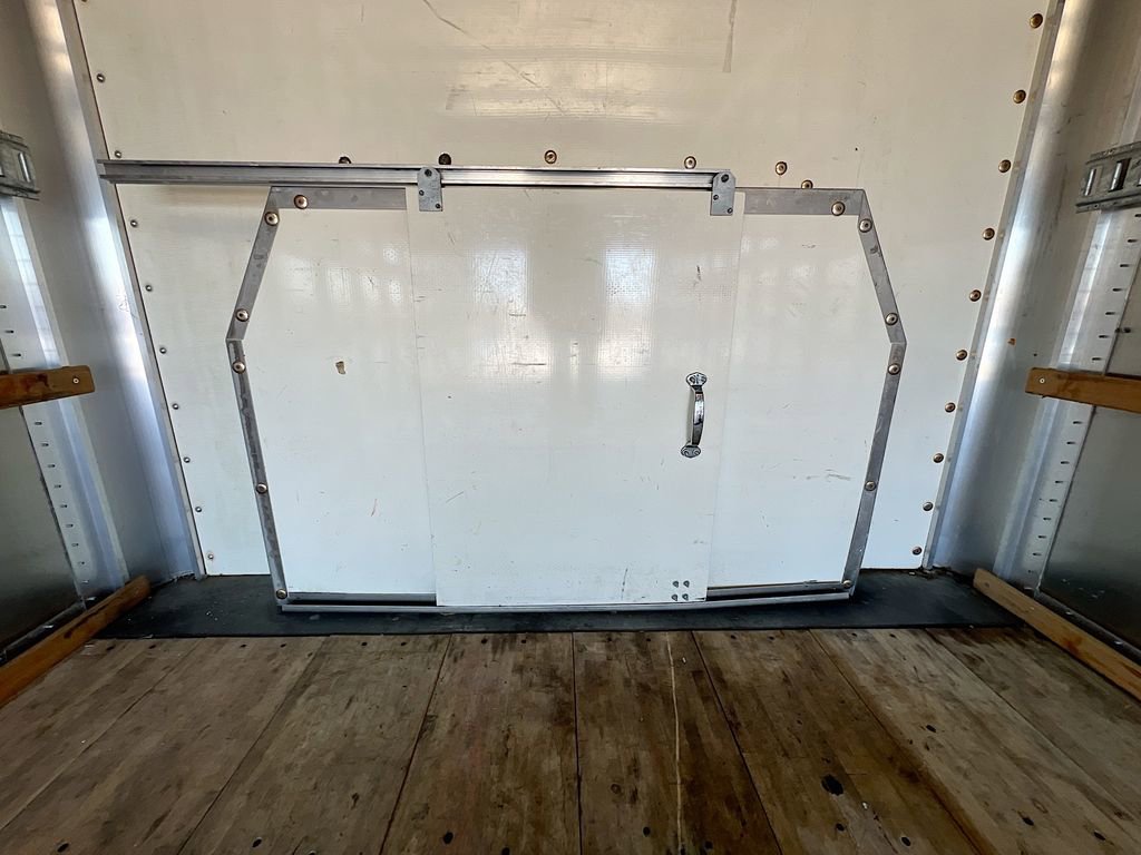 Used 2024 Ford E-450 and Econoline 450 Super Duty w/ Power Windows & Locks Group image 32