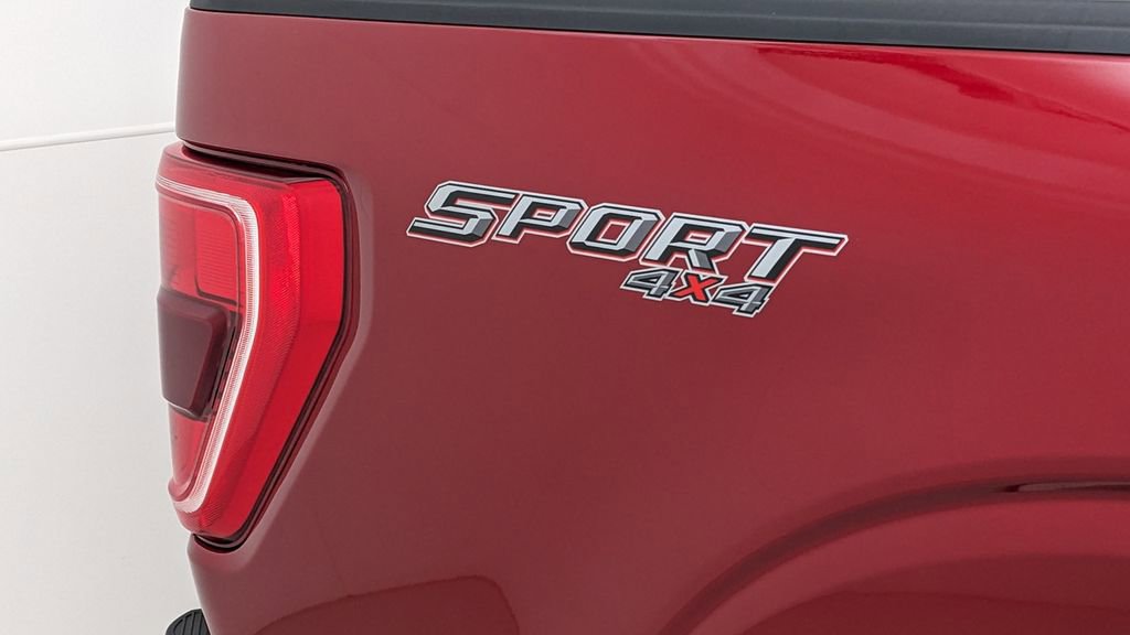 Certified 2022 Ford F150 XLT w/ Equipment Group 302A High image 40