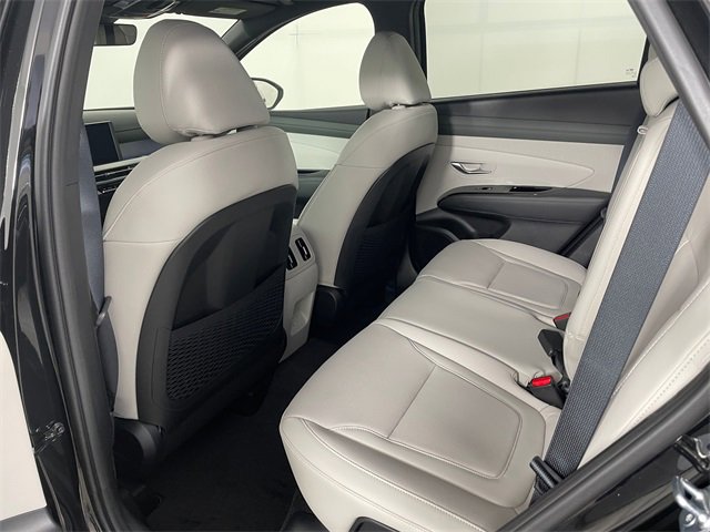 New 2025 Hyundai Tucson Limited image 4