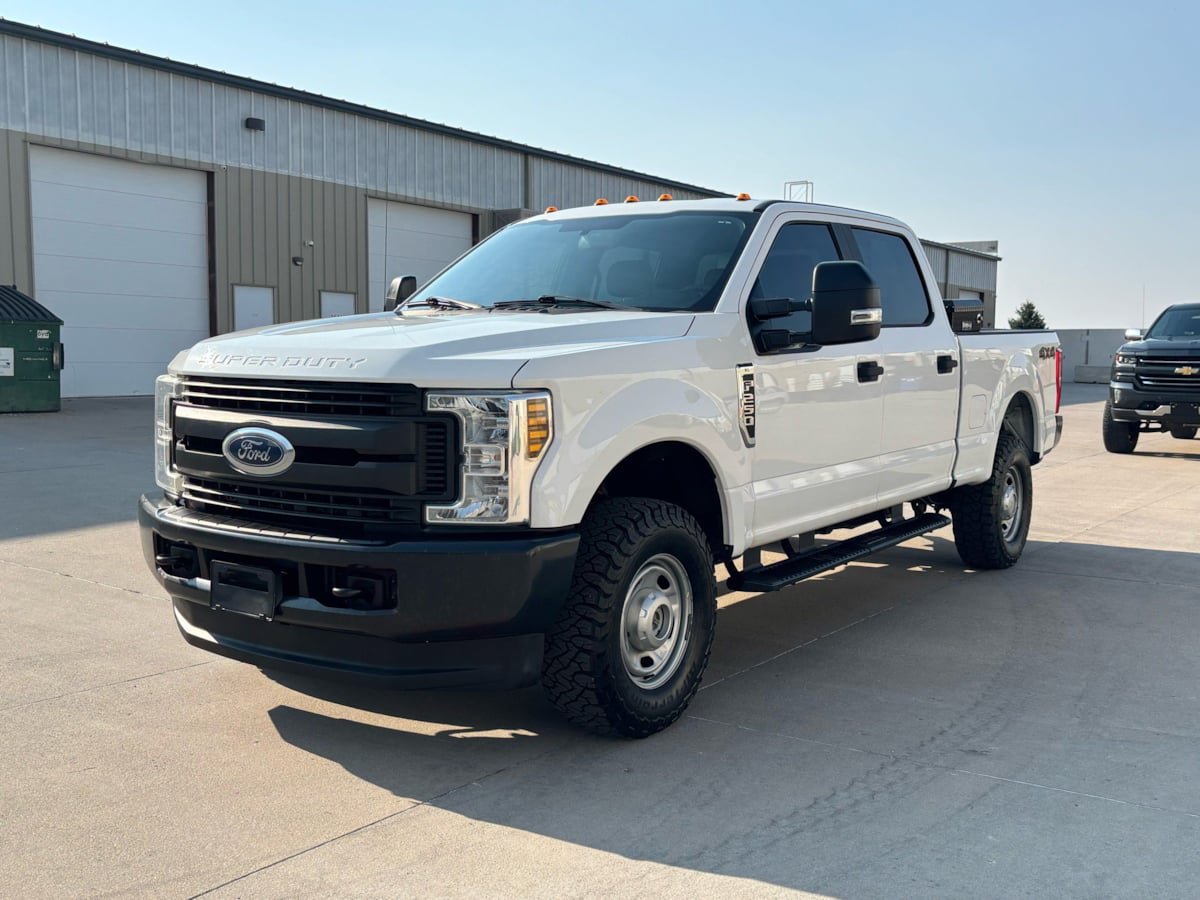 Used 2019 Ford F250 XL w/ Power Equipment Group AWD/4WD image 7