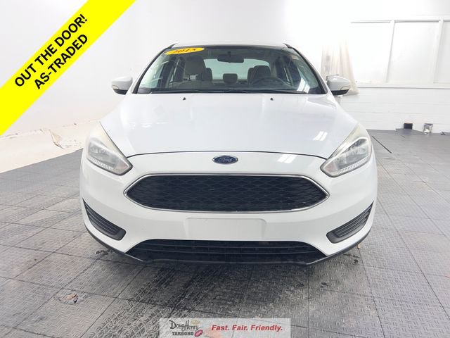 Used 2015 Ford Focus SE FWD image 2
