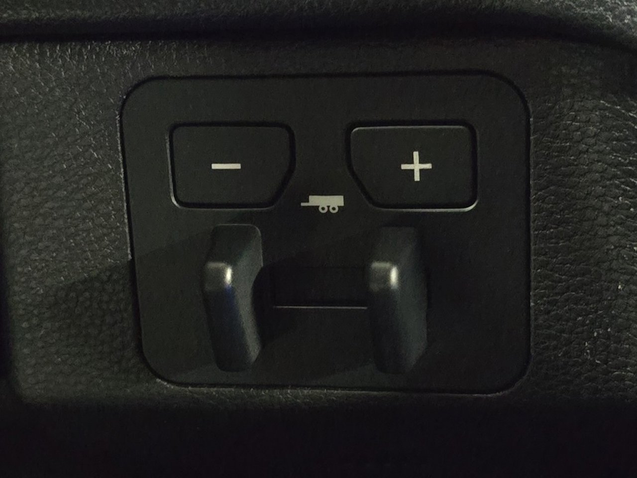 New 2026 Toyota Tundra SR5 image 8