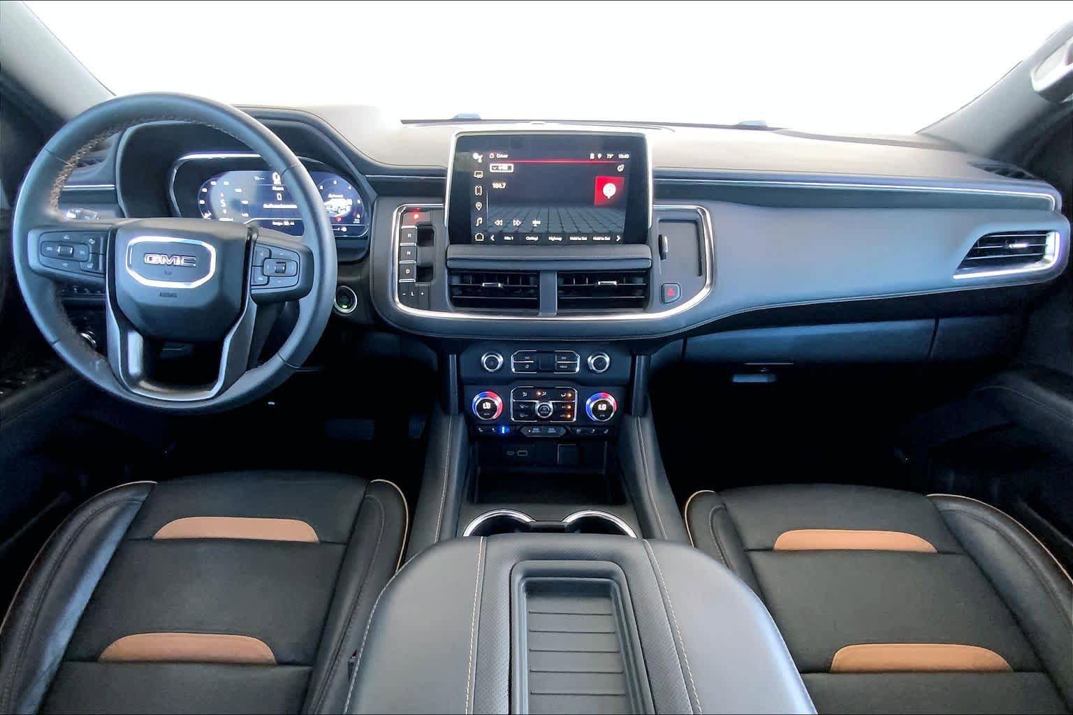 Used 2024 GMC Yukon AT4 w/ AT4 Premium Package image 16