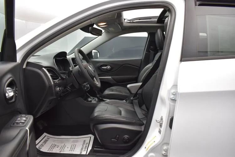 Used 2022 Jeep Cherokee Limited AWD/4WD image 14