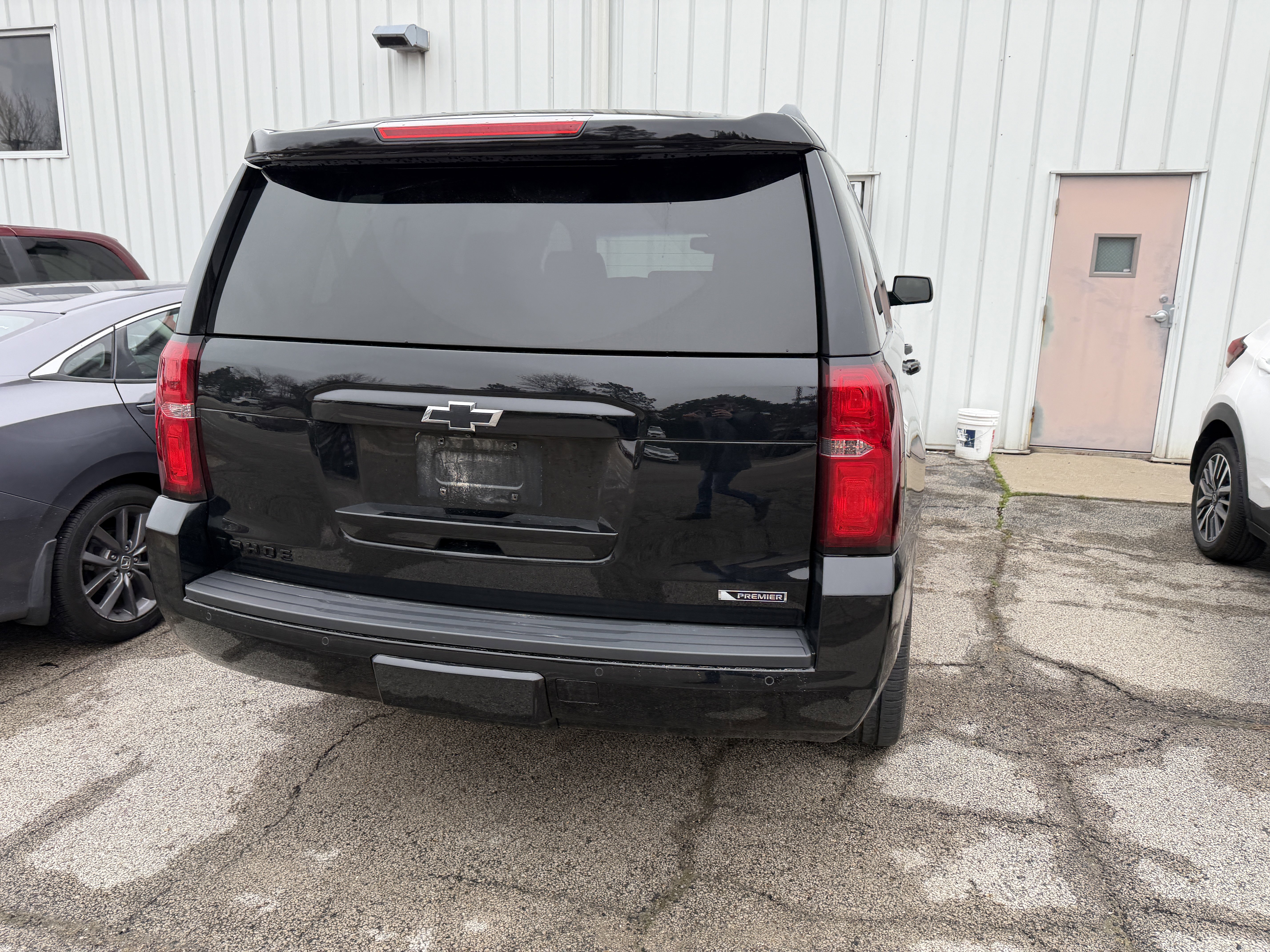 Used 2018 Chevrolet Tahoe Premier w/ RST Edition image 9