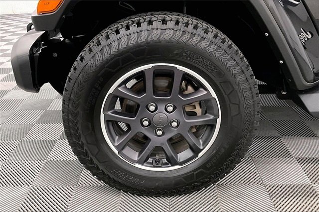 Used 2021 Jeep Gladiator Overland w/ Popular Equipment Package image 9