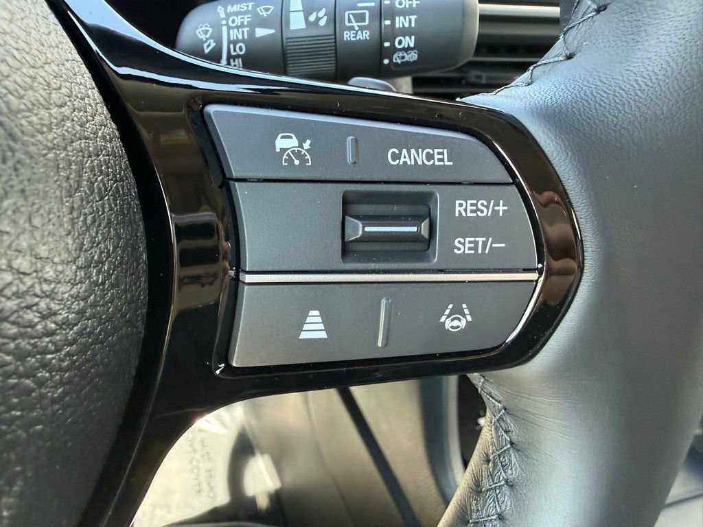 Used 2025 Honda Pilot Touring image 22