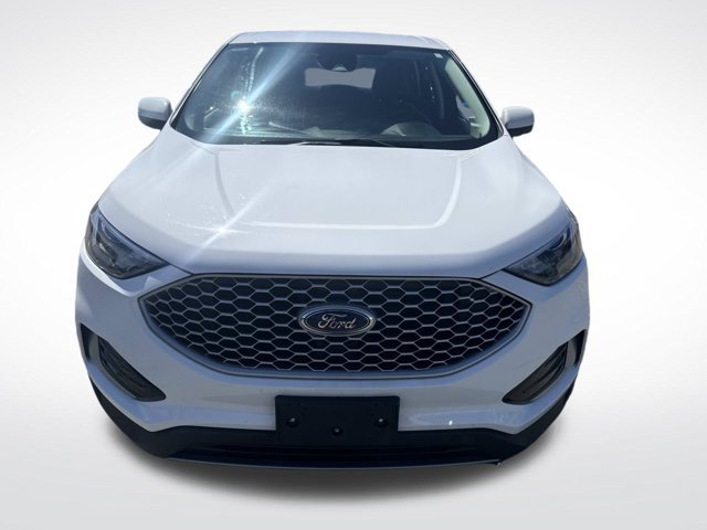 Used 2024 Ford Edge SEL AWD/4WD image 11